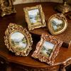 4 Pièces Mini Cadre Photo Tiny Baroques Orné pour Bijoux DIY Affichage Décorations Murales Petit Cadre Photo Antique en Résine