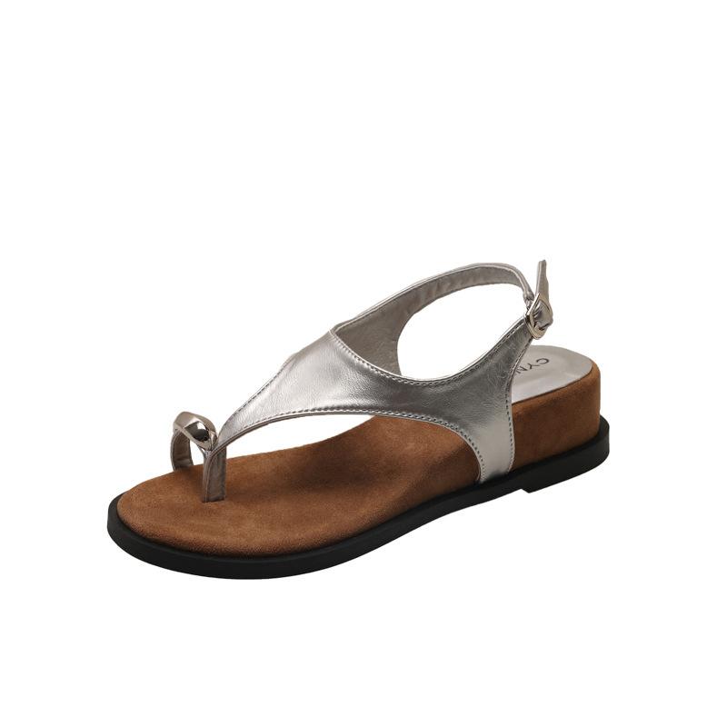 Wedge heel design sense niche sandals 2025 summer Korean version retro personality metal buckle cover toe Roman sandals women