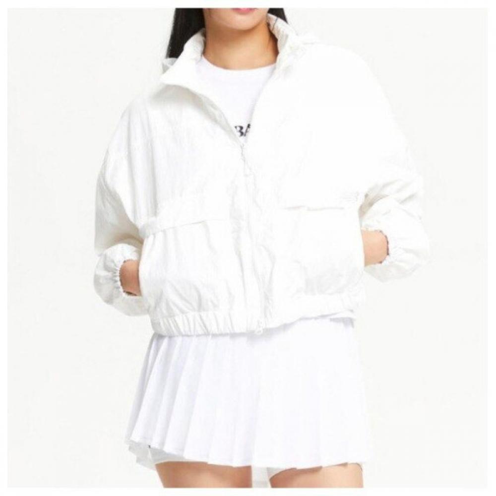 

Женская куртка-худи полукроп New Balance Kqj Nbnme3w312 64 White series/85