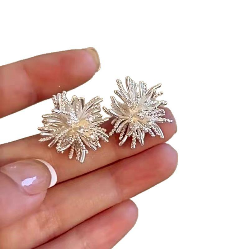 Cercei Foc de Artificii Alb-Argintiu: Design Chic 2025, Cercei din Argint 925, Eleganti și Versatili.