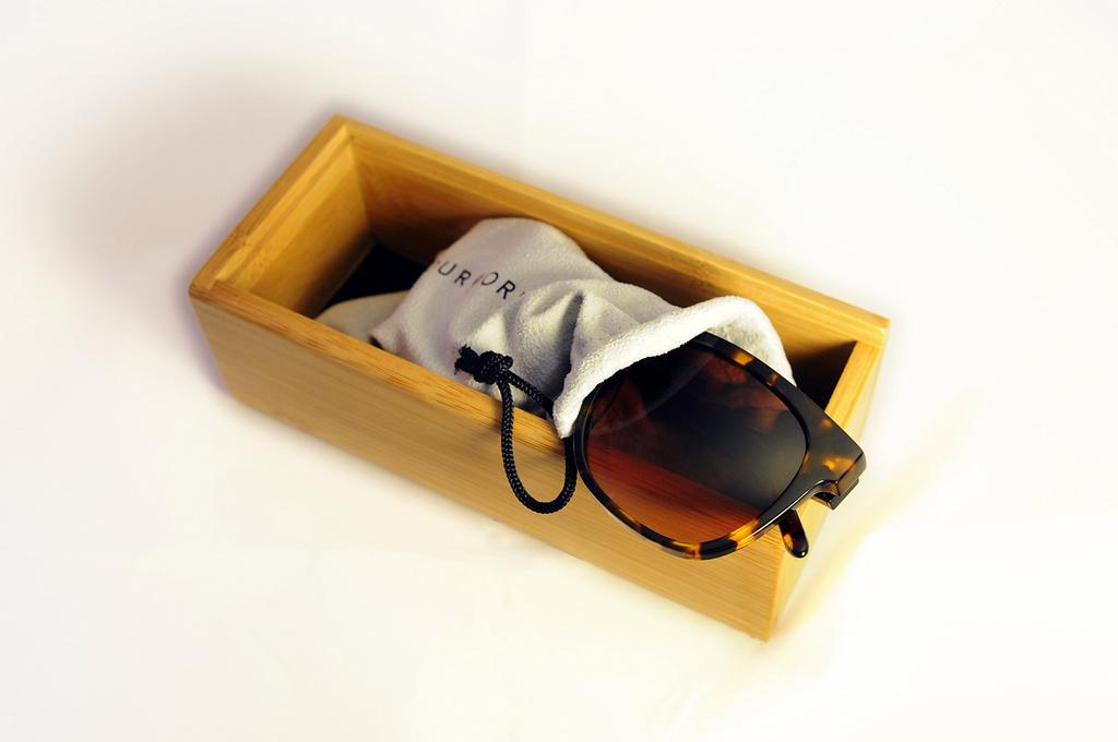 TENS Fairline Black 4573262470189
