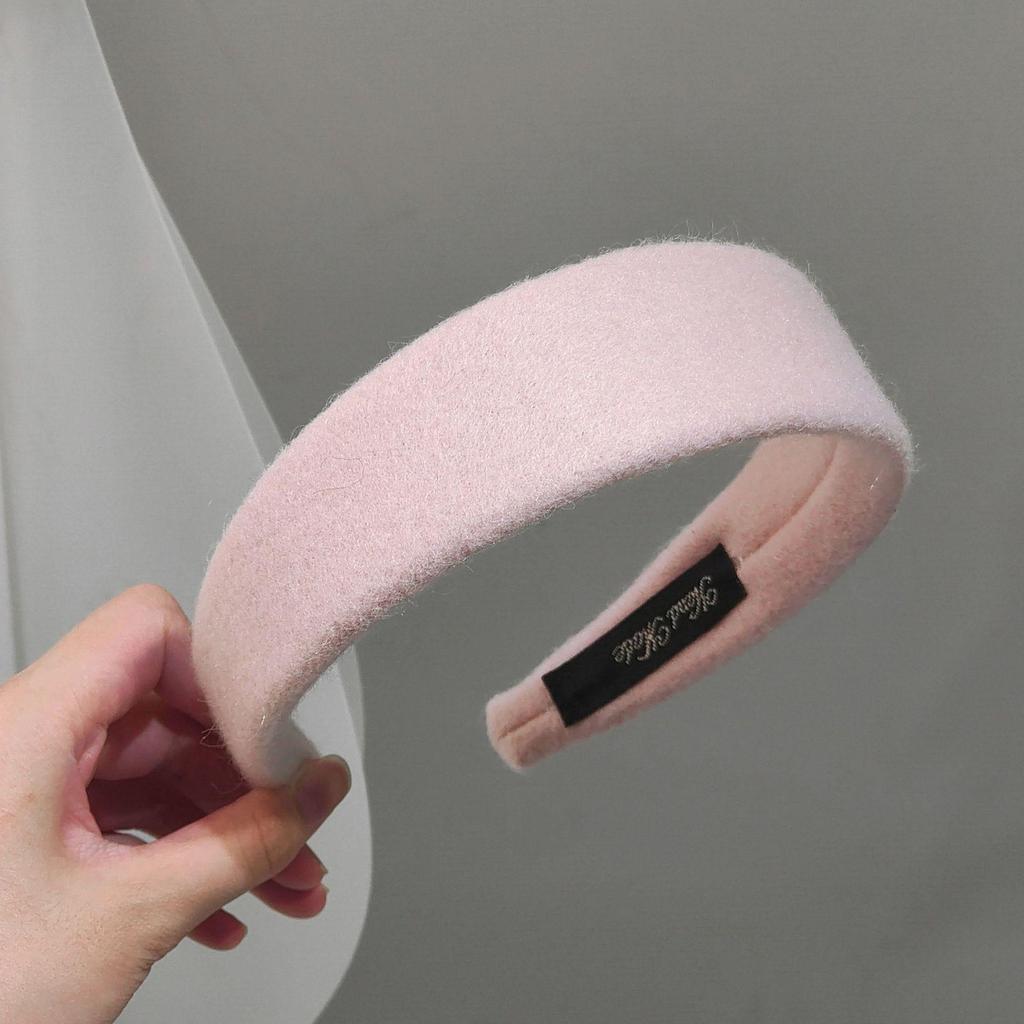 Autumn & Winter Woolen Wide-Brim Headband: Versatile, Fashionable Hair Accessory for Women