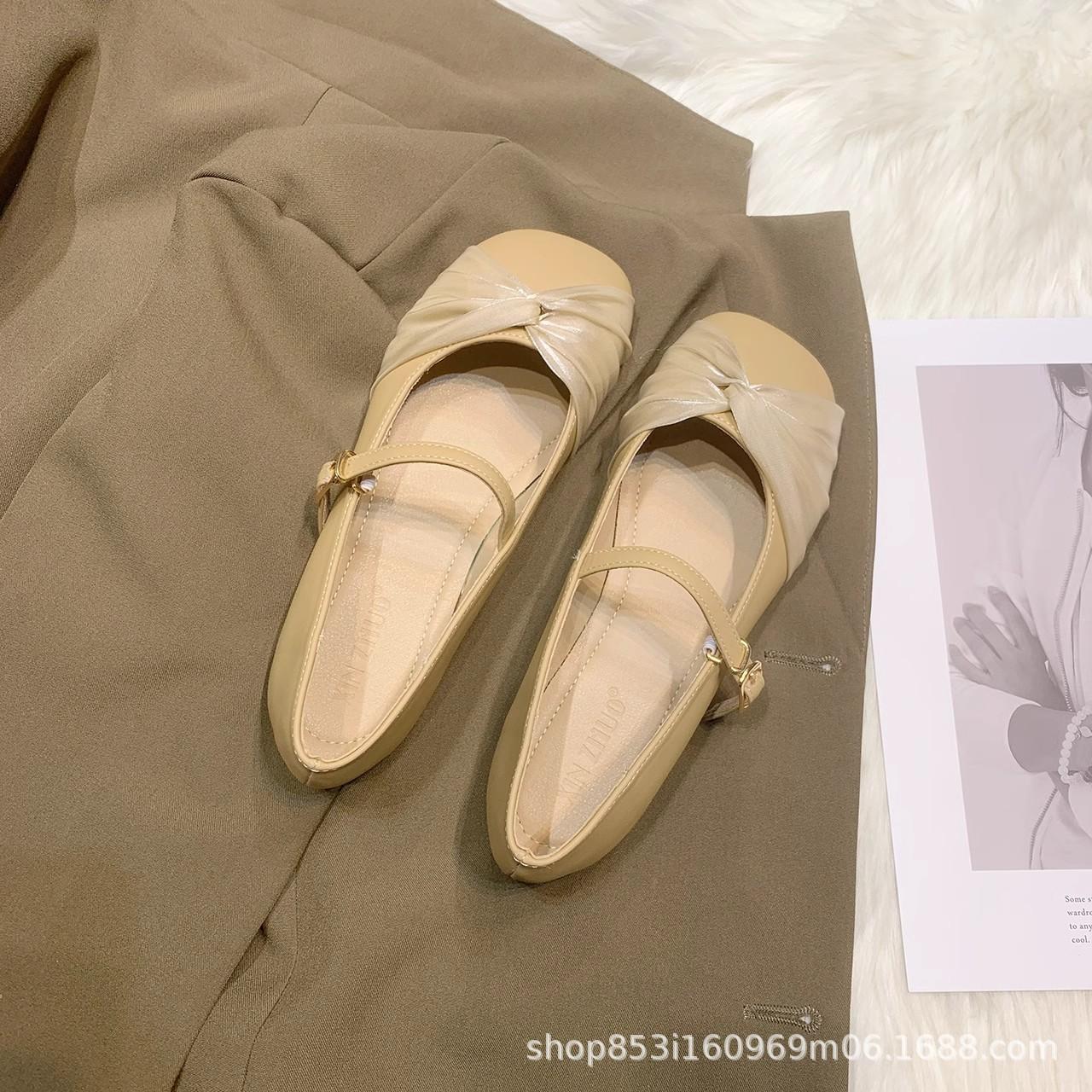 

French temperament shallow mouth Mary Jane single shoes women s 2025 autumn new round head one-word buckle bow small leather shoes women 40 хакі