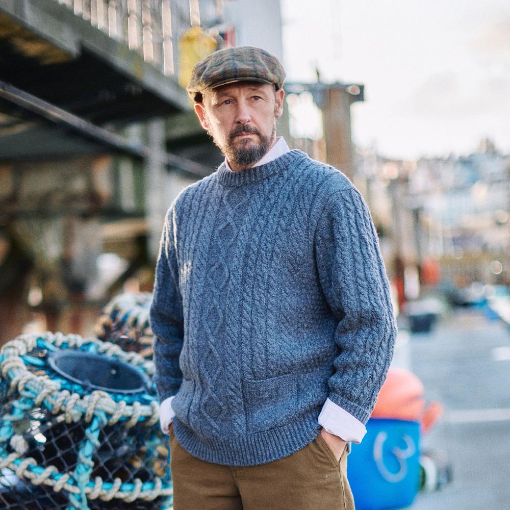 Geonjiulleunseu Shetland Wool Aran Pocket Sweater - Grey