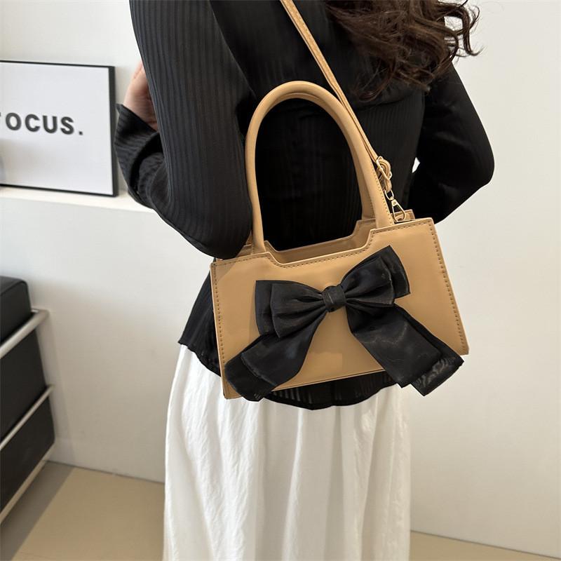 Trendy Women's Shoulder Bag 2024 Spring Bow-knot Street Style Handbag Pu Leather