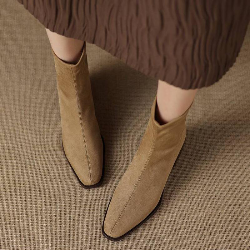 Autumn and Winter Women's Elastic Martin Boots Solid Color Suede Rear Zipper Large Size High Heel Women's Boots Rubber Sole Round Head Medium Boots