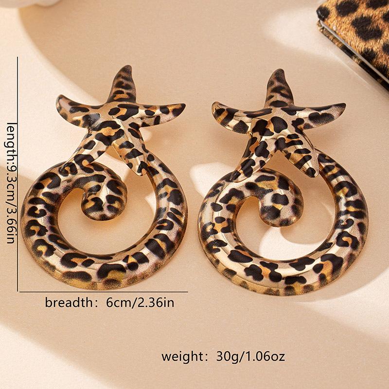 Módní náušnice pro ženy dámy