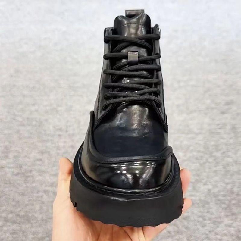 Winter 2024 New Business Velvet Warm Boots Men's Round Head Fashion British Versatile Soft-soled Locomotive Leather Shoes