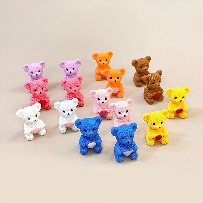 1PC Sitting Bear Mini Craft Fairy Garden Ornament Resin Kawaii Love Bear Figurines Miniature Dollhouse Home Decoration