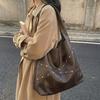 Women's Large Capacity PU Leather Solid Color Shoulder Bags 2025 Winter Retro Tote Bags Luxury Designer Trend Female Handbags