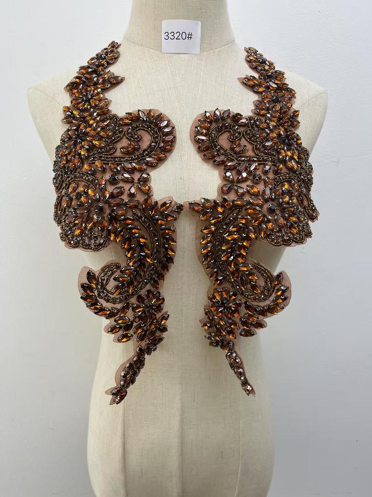 Designer's 3D Lace Floral Crystal Patch Hot-Fix Glass Applique for Tight Dress with Loose Rhinestones