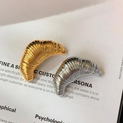 1PC Metal Croissant Brooches Gold Silver Food Pins Creative Couple Pins  Party