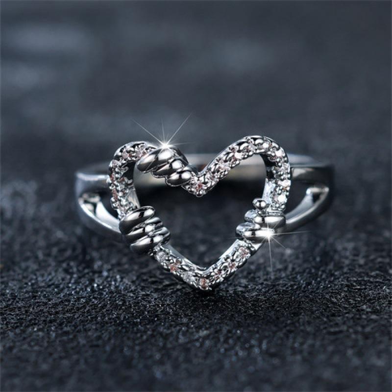 

Shrimp skin all-white diamond hollowed out simple wind travel essential casual versatile women s ring gift No. 10