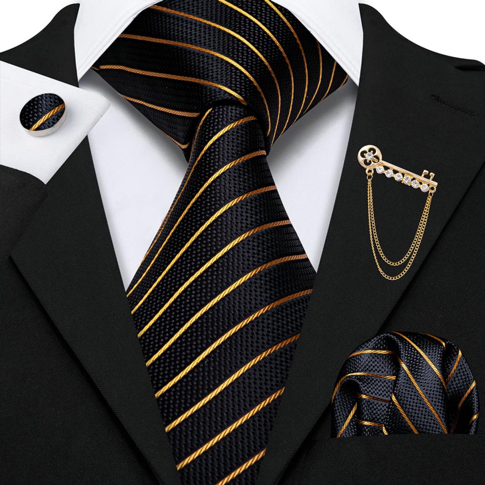 Mode Krawatte Einstecktuch Manschettenknöpfe Brosche Pin für Männer Plaids Check gestreifte Seide Krawatte Set