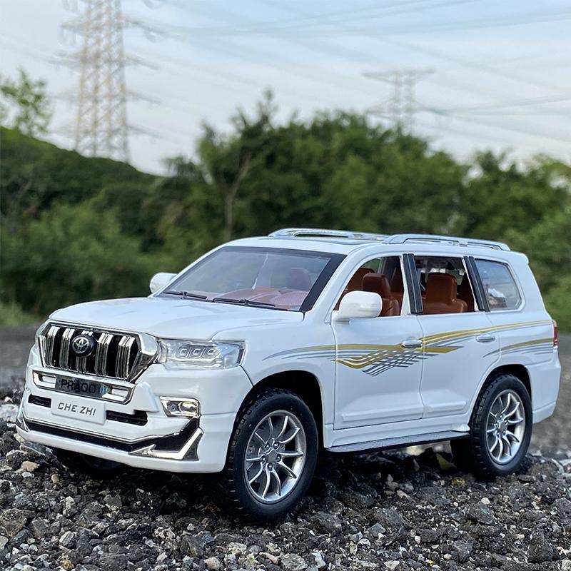 1/24 Toyota Prado Alloy Car Diecasts & Toy Vehicles Toy SUV Car Metal Collection Simulation LAND CRUISER Model Car Kids Gifts