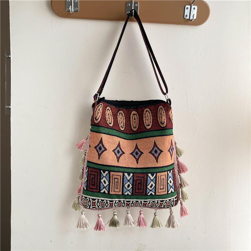 Ethnic Pattern Handheld Tote For Women With Special Fabric And Mobile Pocket For Street Fashion