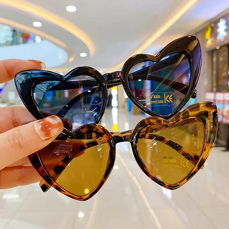 Kids Girls Boys Vintage Sunglass Fashion Love Heart Sunglasses Children Cute Sexy retro Cat Eye Vintage Sunglasses  Trendy