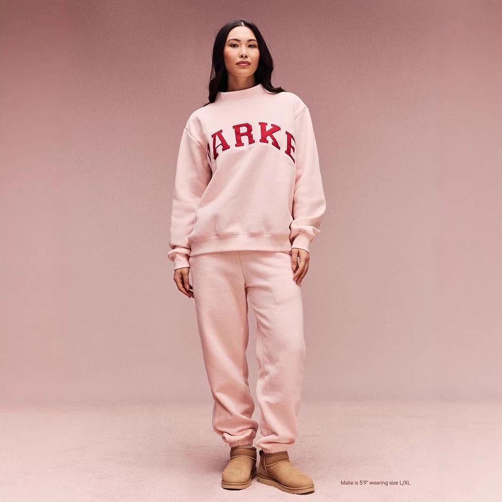 Women's Mock Neck Long Sleeve Loose Fit Streetwear Sweatshirt Letter Embroidery Pullover Top