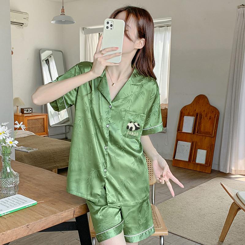 2025 Sommer Neu Damen Süß Satin Seide Lustig Cartoon Bedrucktes Pyjama Set Kurzarm+Hose Damen Eis Seide Niedlich Grün Hauskleidung Freizeitkleidung