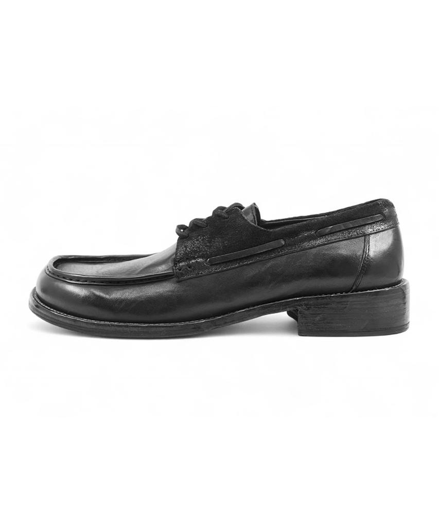 Yase Hammer Tumble Dyed Washed Leather Boat Shoes Black