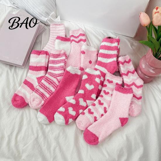 Non Slip Bedtime Socks 1 Pair Women Fuzzy for Valentine's Day, Warm Fluffy Coral Fleece Winter Slipper Socks, Fall Thick Sleeping Gift Holiday House