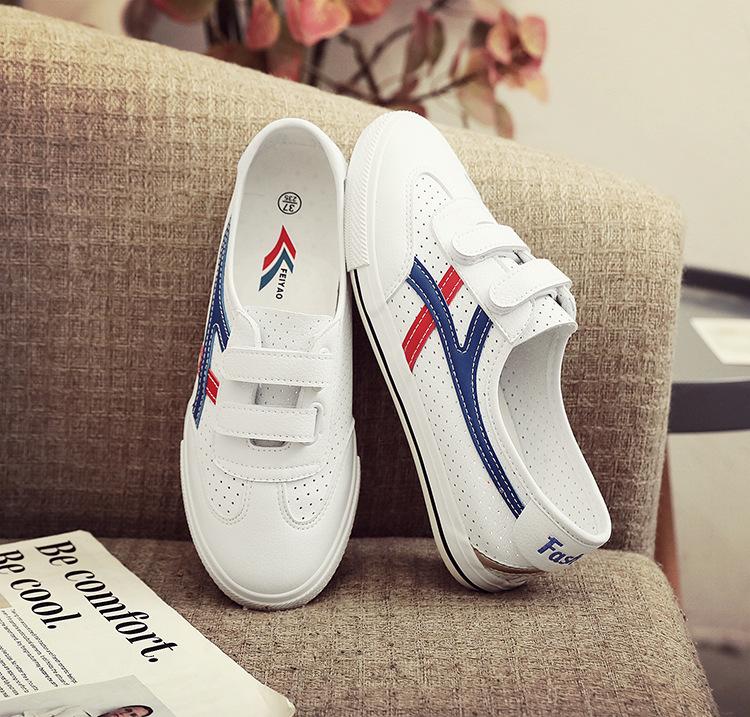 Dámské prodyšné nízké bílé plátěné slip-on tenisky na suchý zip pro volný čas 2025