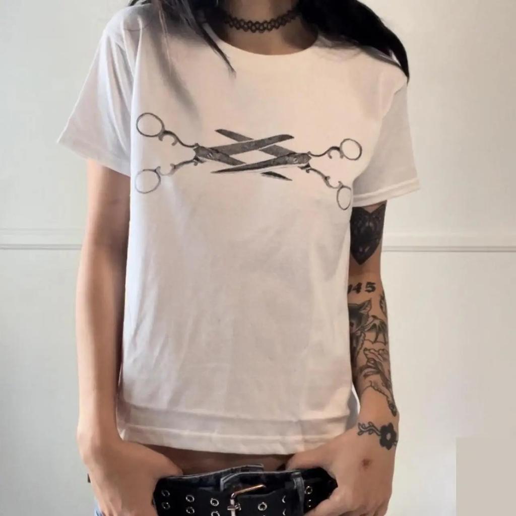 2000s Harajuku Punk Goth Sexy T-shirt Women's Summer 90s Grunge Graphic Punk Print Oversized Y2k Slim Vintage Baby Tees Emo Kpop