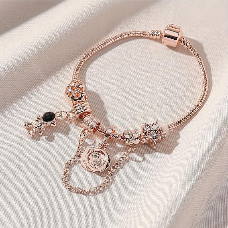 Handmade Beaded Bracelet With Heart Charm Astronaut Star Pendant Wristband Alloy Jewelry Gift