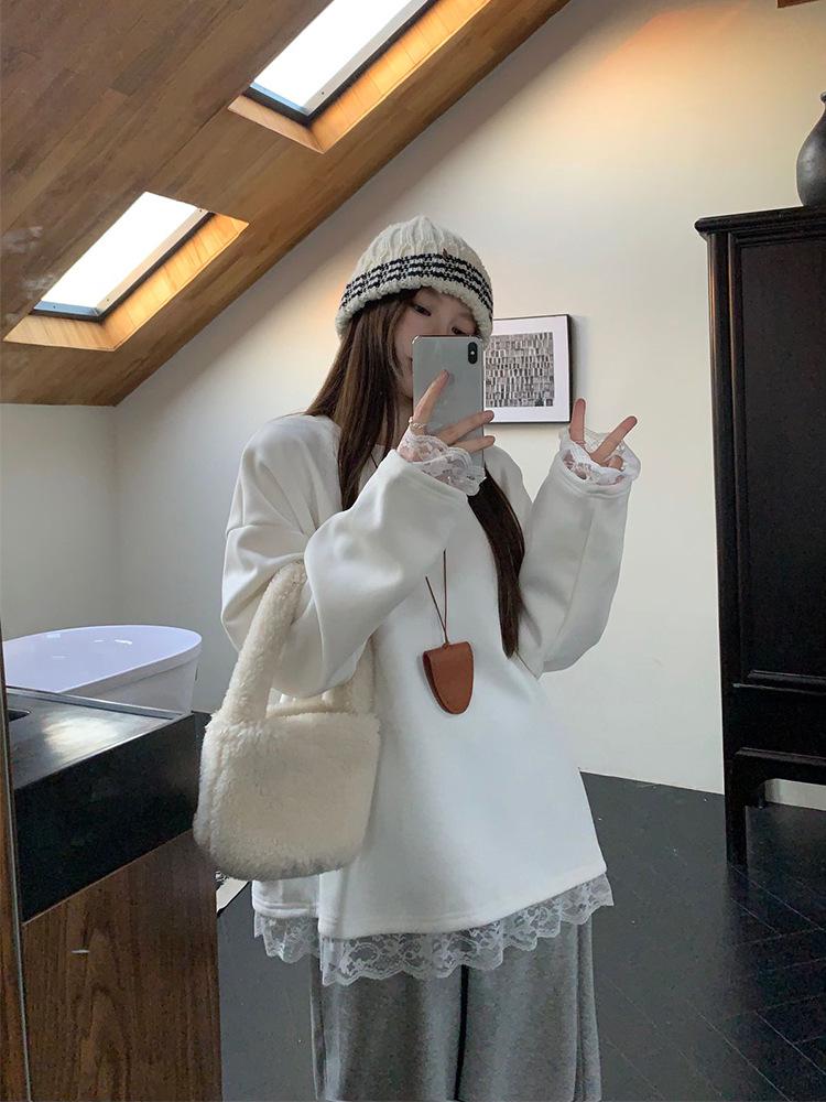 Women's Velvet Lace Long-Sleeve Slimming T-Shirt for Autumn & Winter