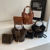 Chic Retro Style Women's Bucket Bag For Fall Casual Crossbody Fashion Accessory