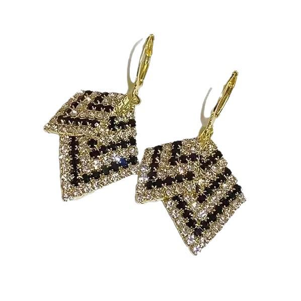 Luxury Zircon Rhombus Earrings: Sparkling Black & White with Face-Slimming Ear Clips