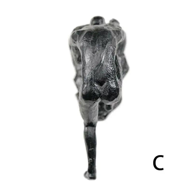 Athlete Rock Climbing Man Resin Background Wall Hanging Decoration Sculpture Statue Figures Creative Rock Climber Statue Pendant