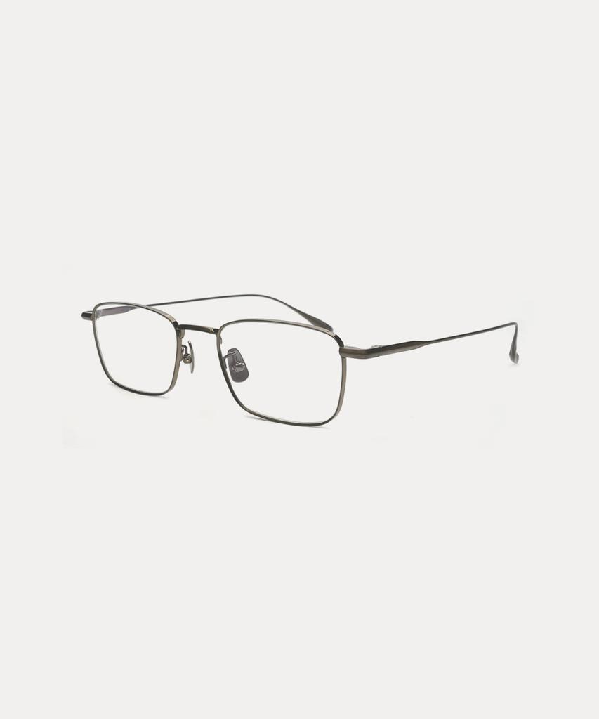 Laeswi Alfred C3_Made In Japan