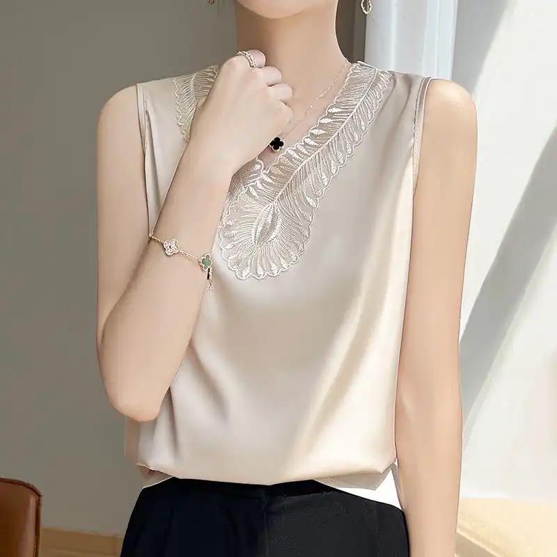 Women's Champagne Camisole Elegant V-Neck Sleeveless Lace Trim Silk-Like Top