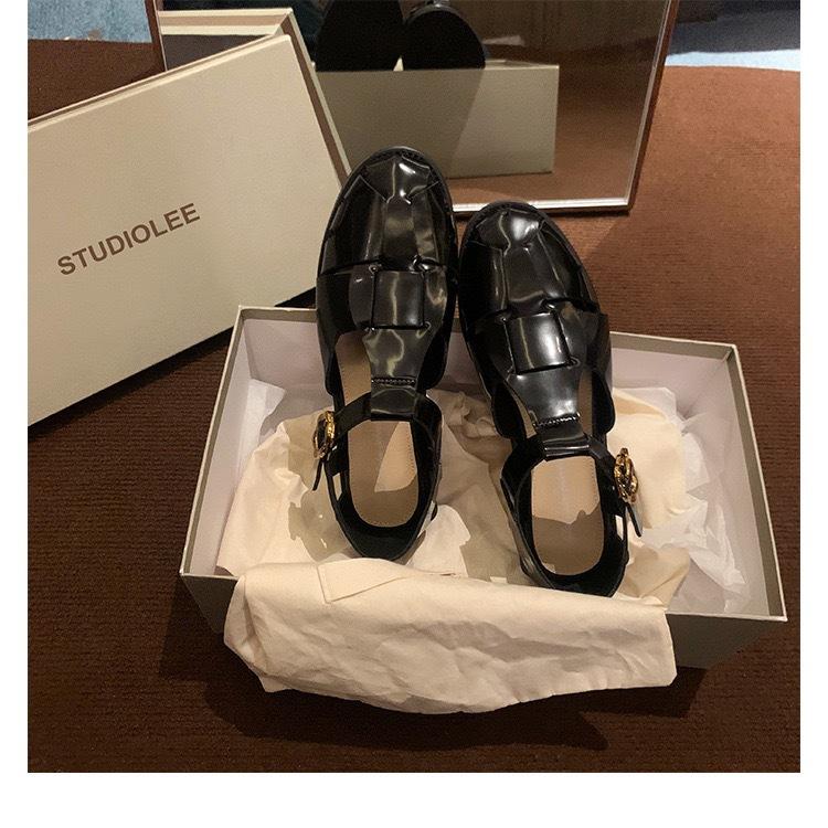 

Sheepskin version~ Korean leather woven flat-bottomed Roman sandals women s summer new bag head back strap women s cool slippers 40