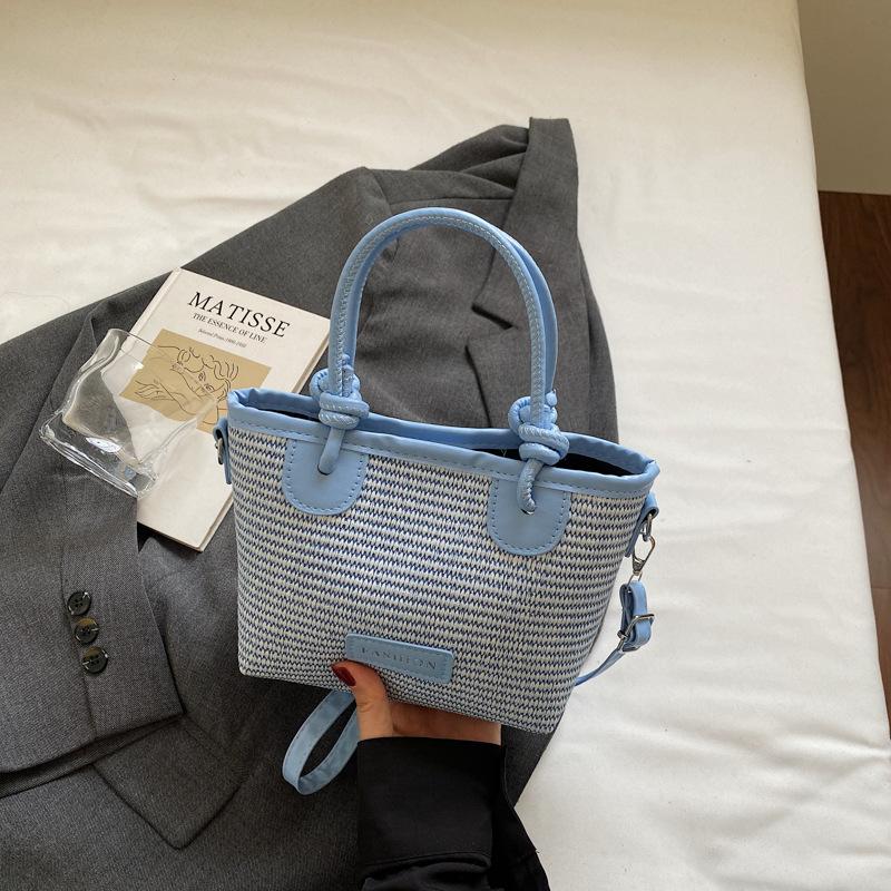 

Summer vacation beach wind straw bag portable messenger bag new rope knot vegetable basket bag woven bag синий