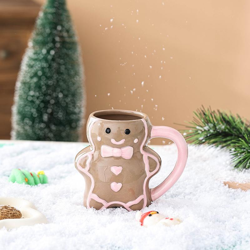 Ceramic Cute Cartoon Christmas Gingerbread Man Mug for Milk Coffee 350ml 400cm темно-коричневого