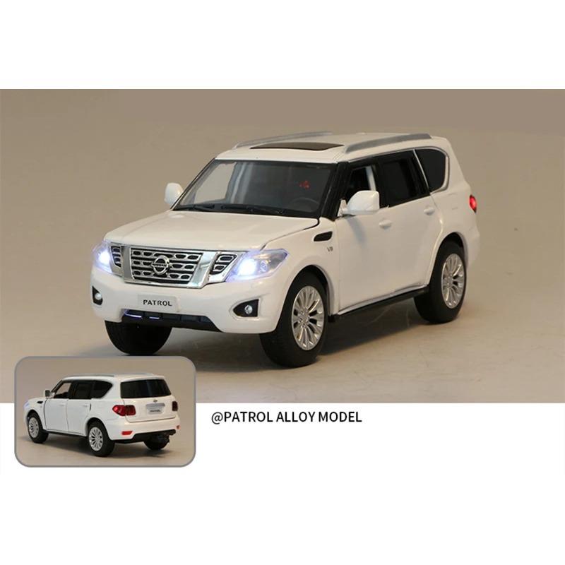 1/32 Nissan Patrol SUV Alloy Car Model Diecasts Metal Toy Vehicles Car Model Collection Simulation Sound and Light Kids Toy Gift