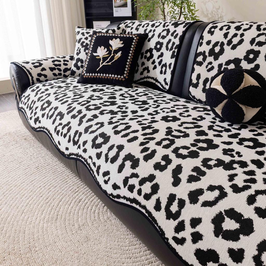Special-Shaped Chenille Sofa Cushion, Universal In All Seasons, High-End Sofa Seat Cushion  New Non-Slip Sofa Cover Towel