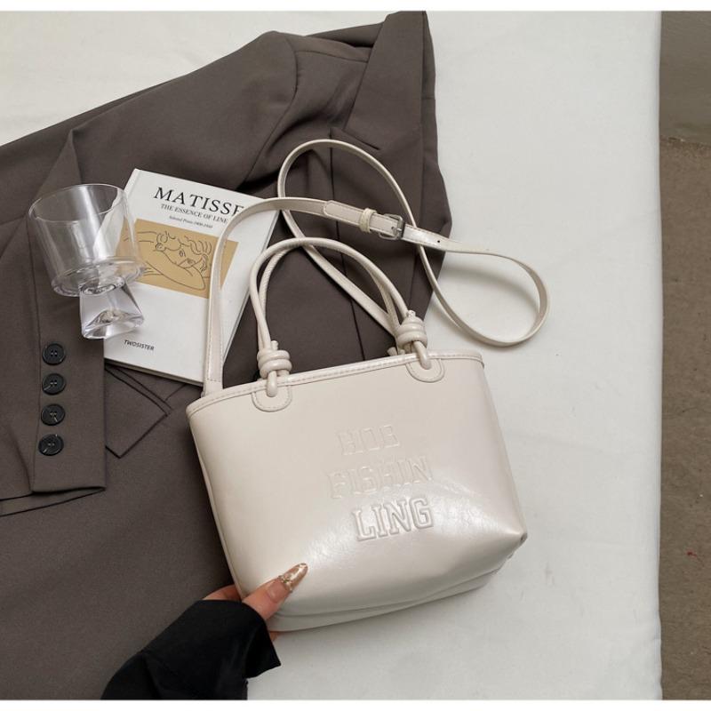 Spring and Summer Popular Small Bags for Women's New Fashion Versatile Messenger Bags, High-end Portable Bucket Bags