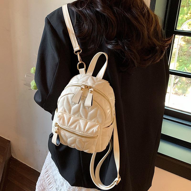 

Рюкзак Женская сумка Новый Рюкзак для студенток Повседневный Универсальный Большой вместимости белый