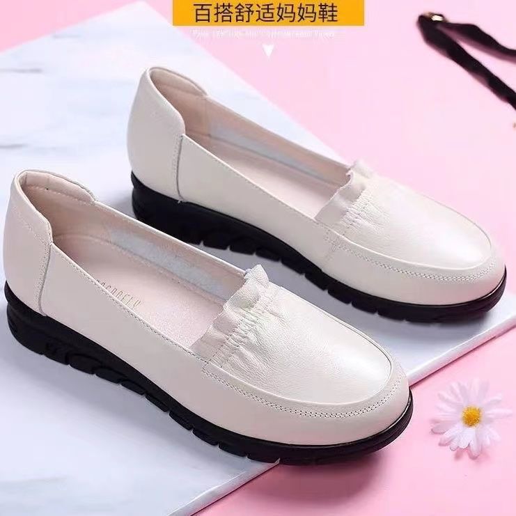 New Women's Shoes Soft Leather Soft Sole Comfortable Casual Shoes Spring and Autumn New Flat Leather Shoes Women's Medium Single Shoes