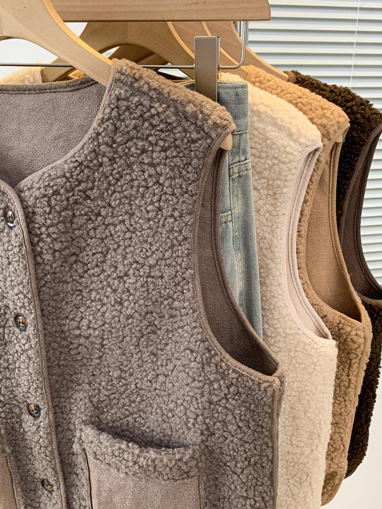 Women's Plus Size Faux Lambswool Vest - Autumn/Winter 2025 Collection