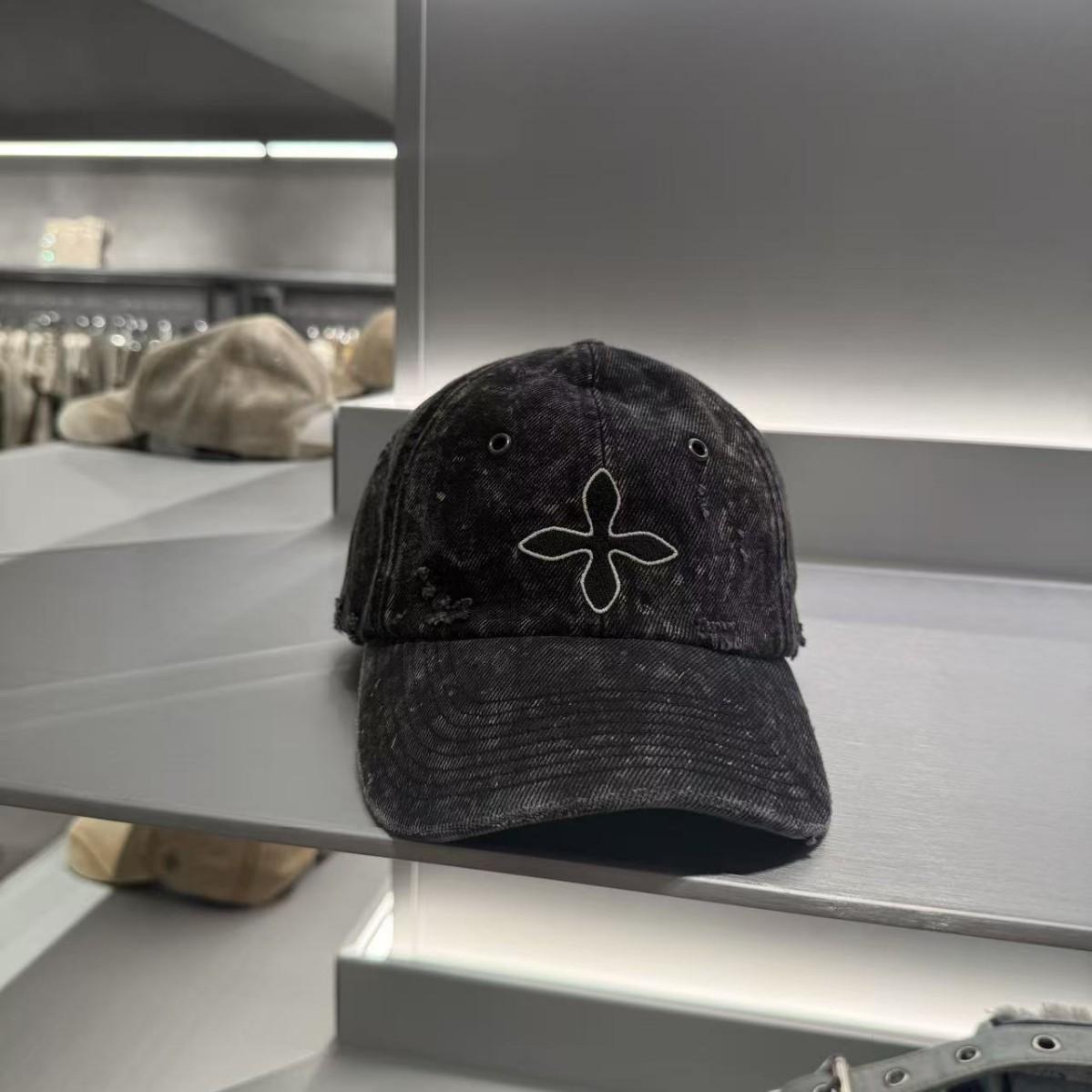 SK Cross flower baseball cap with embroidered letters, casual sports retro denim baseball cap with adjustable sunshade and curved brim smfk Black and Gray