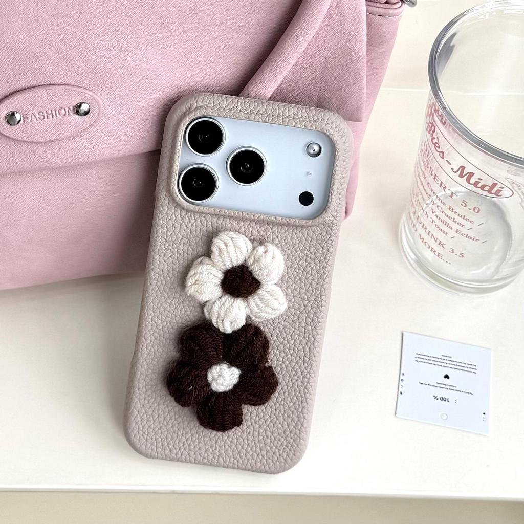 Compatible Phone Cases: Google Pixel 10, Google 9 Pro XL, Sony 1 VII, and 10 VI - Plush and Leather Flower Designs