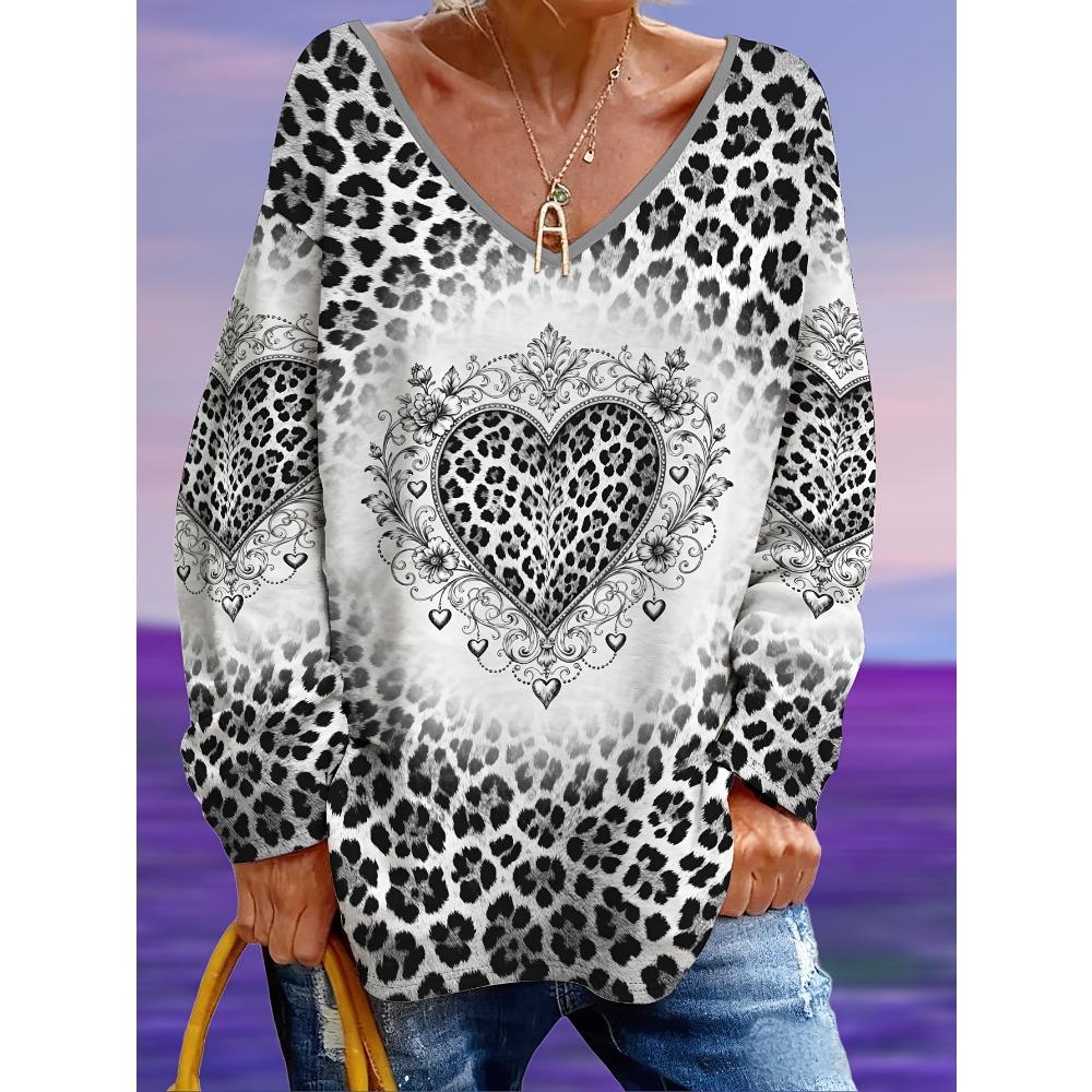 Printed Long-Sleeved T-Shirt for Womenat and makes you look slimmer. 1XL
