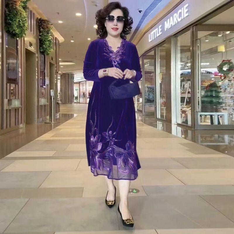 Spring Autumn Women's Plus Size Dress Embroidered Gold Velvet Dress High-end Dress Dress Loose V-neck Long Dress