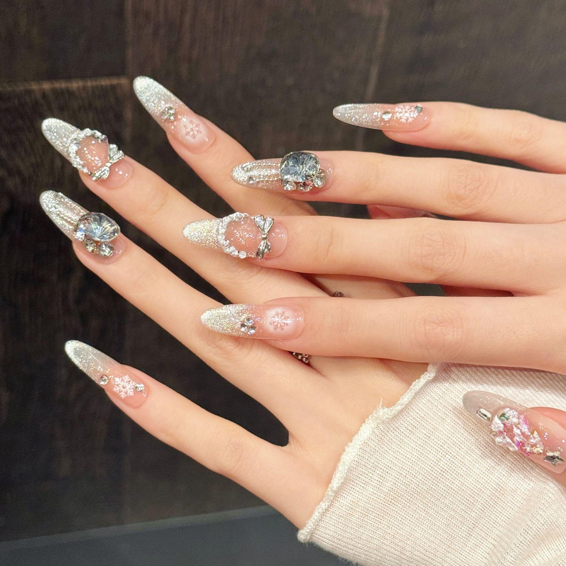 

Накладные ногти Длинные стилеты Глиттерные накладные ногти Прессованные ногти с 3D дизайном Многоразовые акриловые накладные ногти Полное покрытие Клей для ногтей Наклейки для ногтей для женщин XS