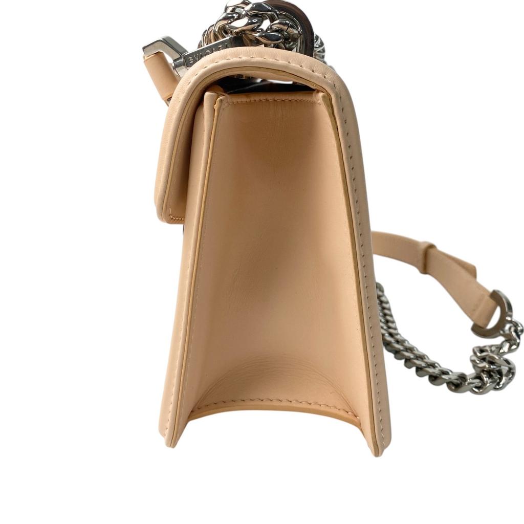 Używana torebka na ramię BVLGARI Różowa skóra Kobiety