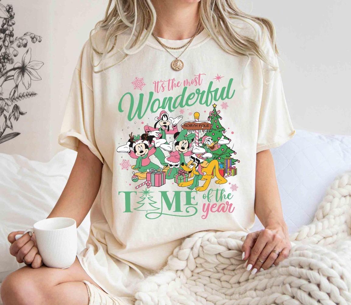 Vintage Merry Christmas Mickey and Friends Shirt Christmas Sweatshirt Mickeys Very Merry Christmas Party S